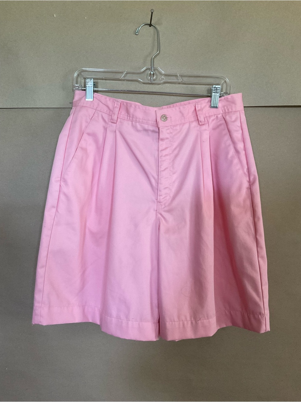 Liz Claiborne Classic High-Waist Pink Women's Shorts. Size 14